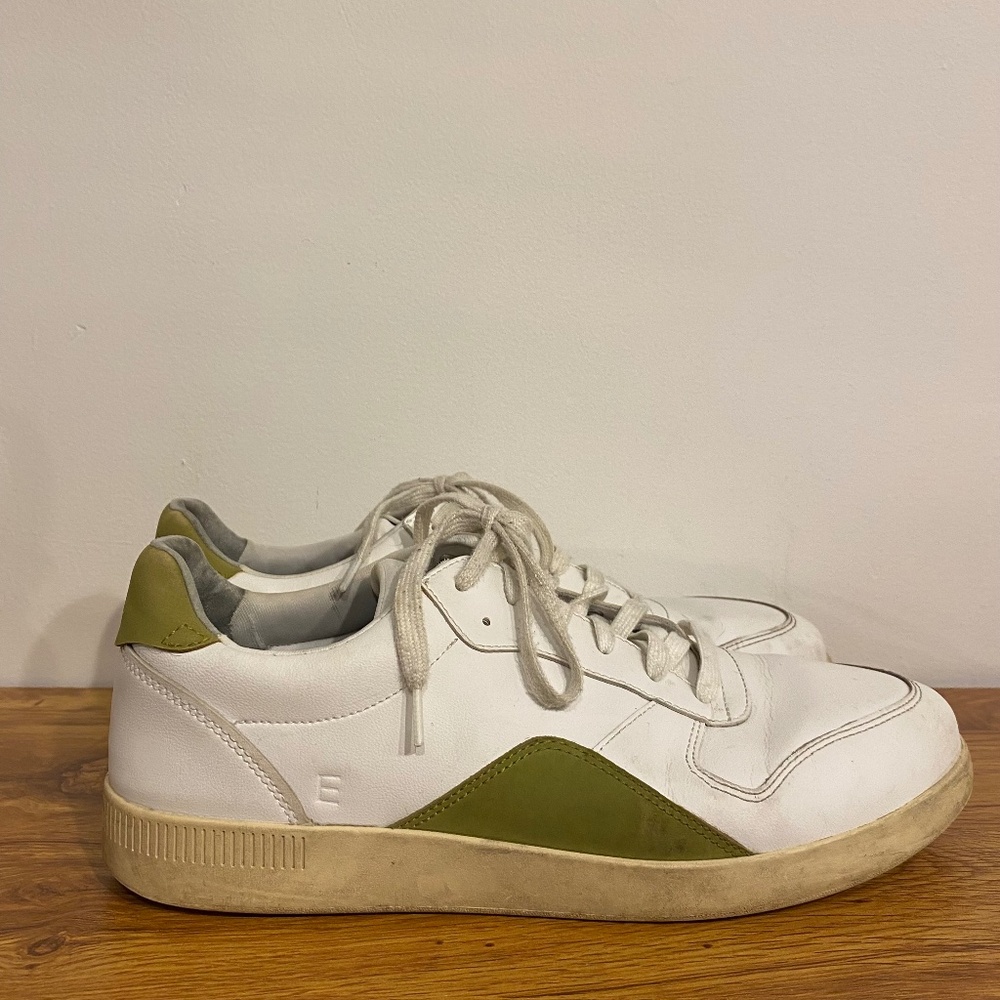 Everlane The Court Leather Low‎ Top Sneaker in White and Green Men's 10.5